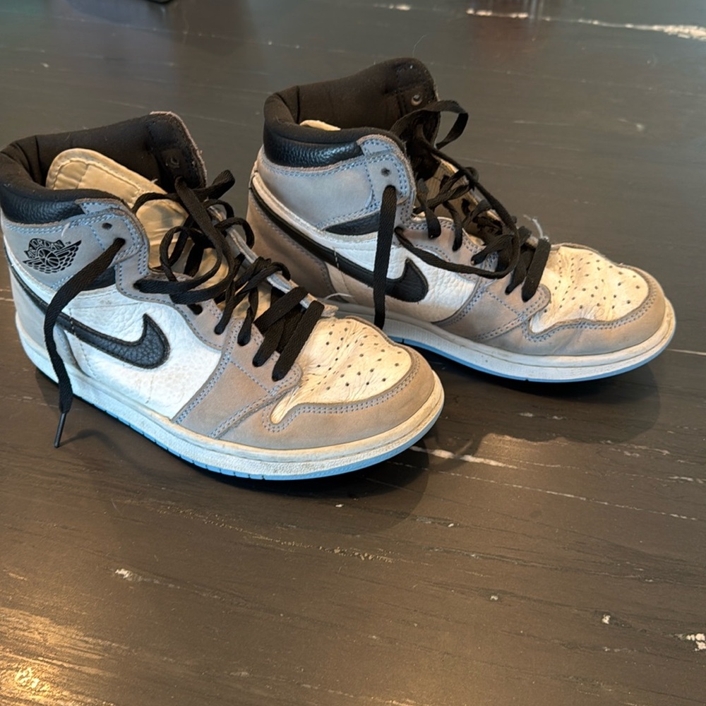 Air jordan used grey black white